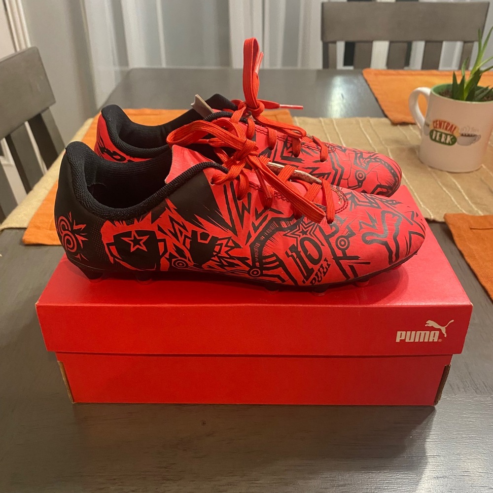 Puma Tacto II Kids Soccer Cleats Red Black Size 4.5Y